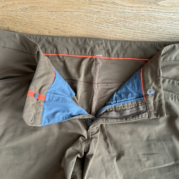 Lululemon ABC slim 5 pocket pants - Picture 4 of 6